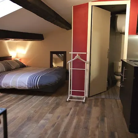 فندق مبيت وإفطار Chez Maud Et Jc *